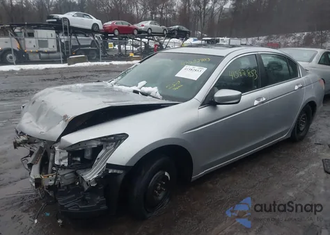 2010 Honda Accord 3.5 Ex-L from USA, damaged, VIN 1HGCP3F84AA000135